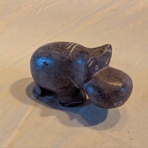 2/20$ Handcrafted Dark Purple Soapstone hippo Hippo Figurine - Home Accents